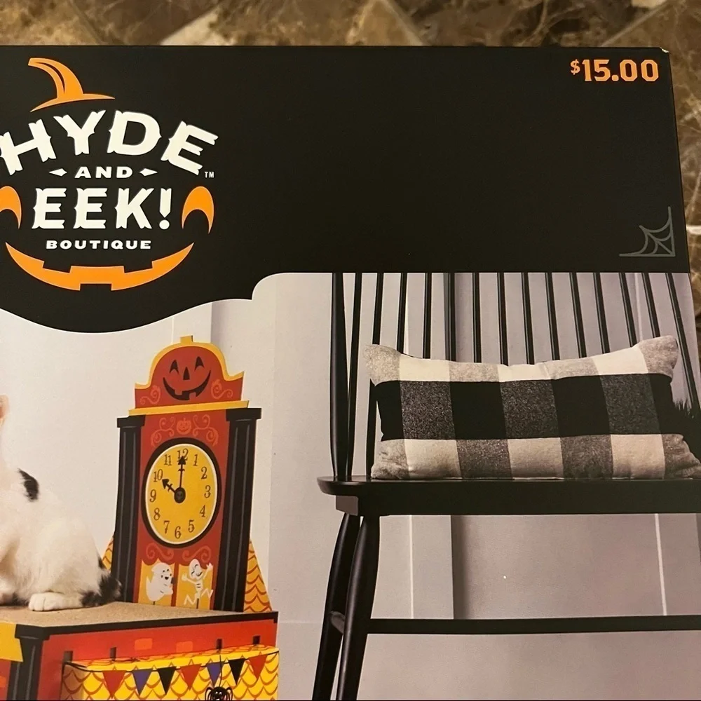 hyde and Eek Clock Tower Cat Scratcher - Picture 4 of 4